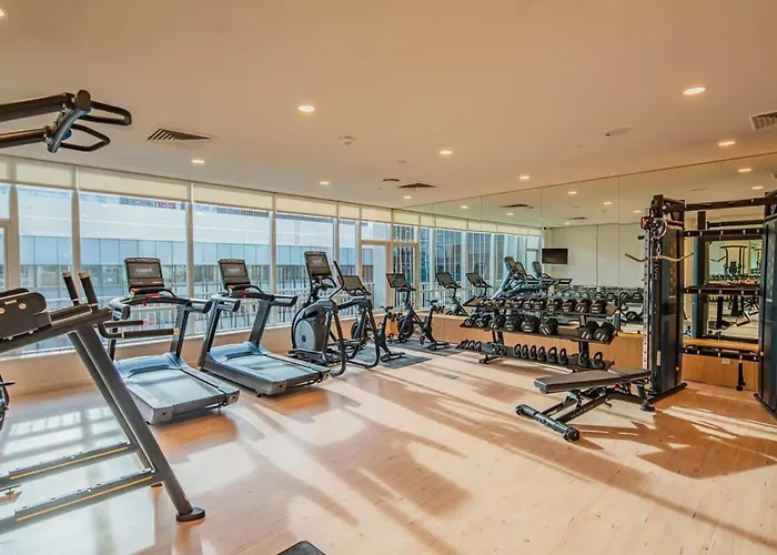 Stadium District Pool Gym Balcony Parking Wd Apartment *