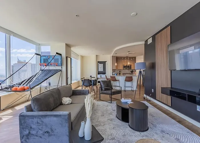 Stadium District Pool Gym Balcony Parking Wd Apartment