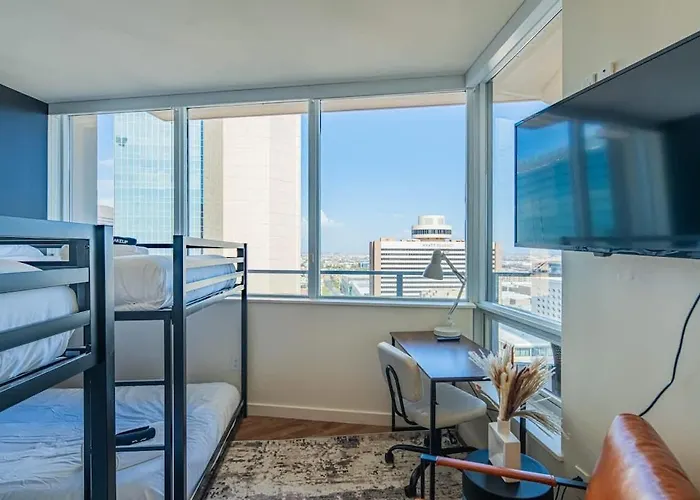 Stadium District Pool Gym Balcony Parking Wd *