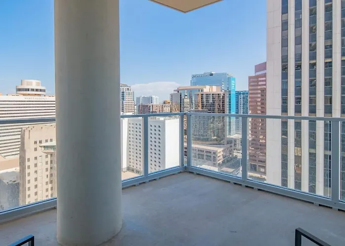 Apartment Stadium District Pool Gym Balcony Parking Wd