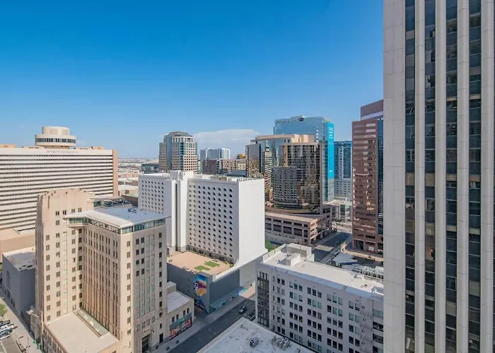 Apartment Stadium District Pool Gym Balcony Parking Wd *